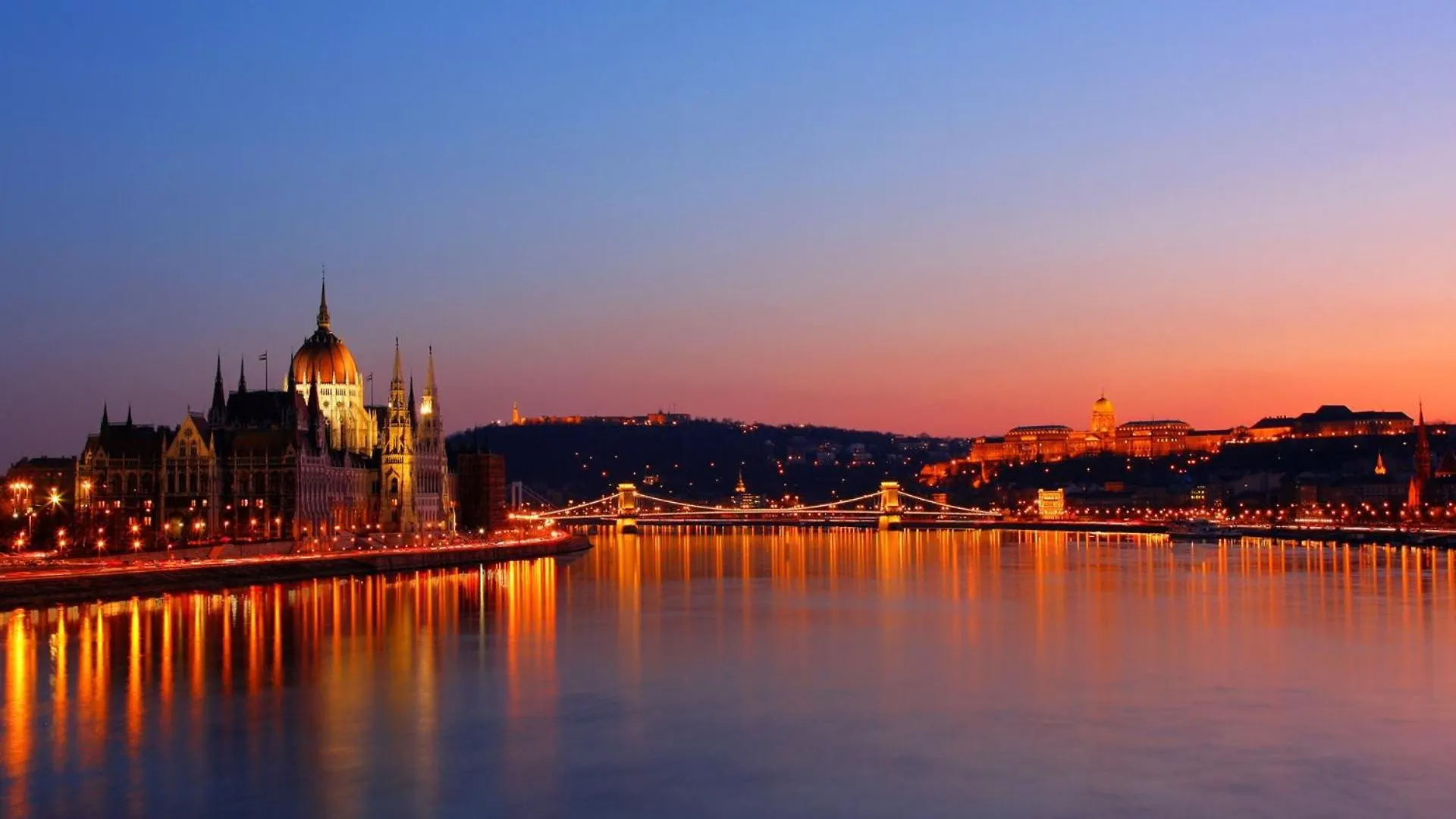 Little Americas Opera Apartments Budapest Ungheria